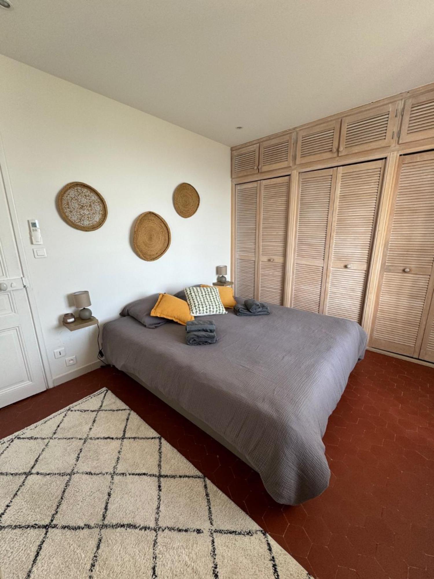 Maison De Village Renovee Avec Vue Mer Exceptionnelle サント・マキシム エクステリア 写真